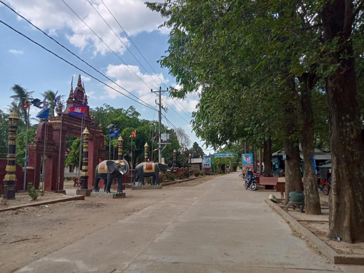 Tonle Mekong Homestay Krong Kracheh エクステリア 写真