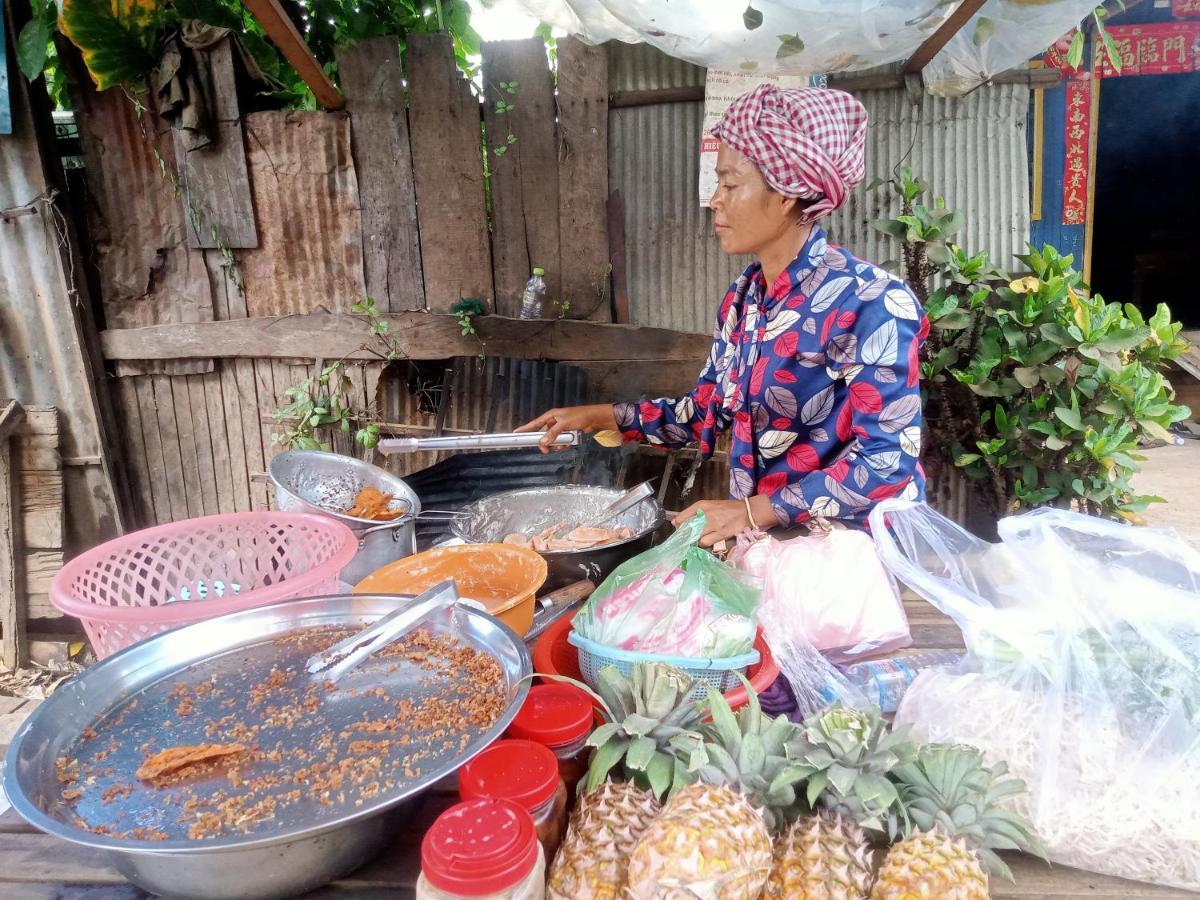 Tonle Mekong Homestay Krong Kracheh エクステリア 写真