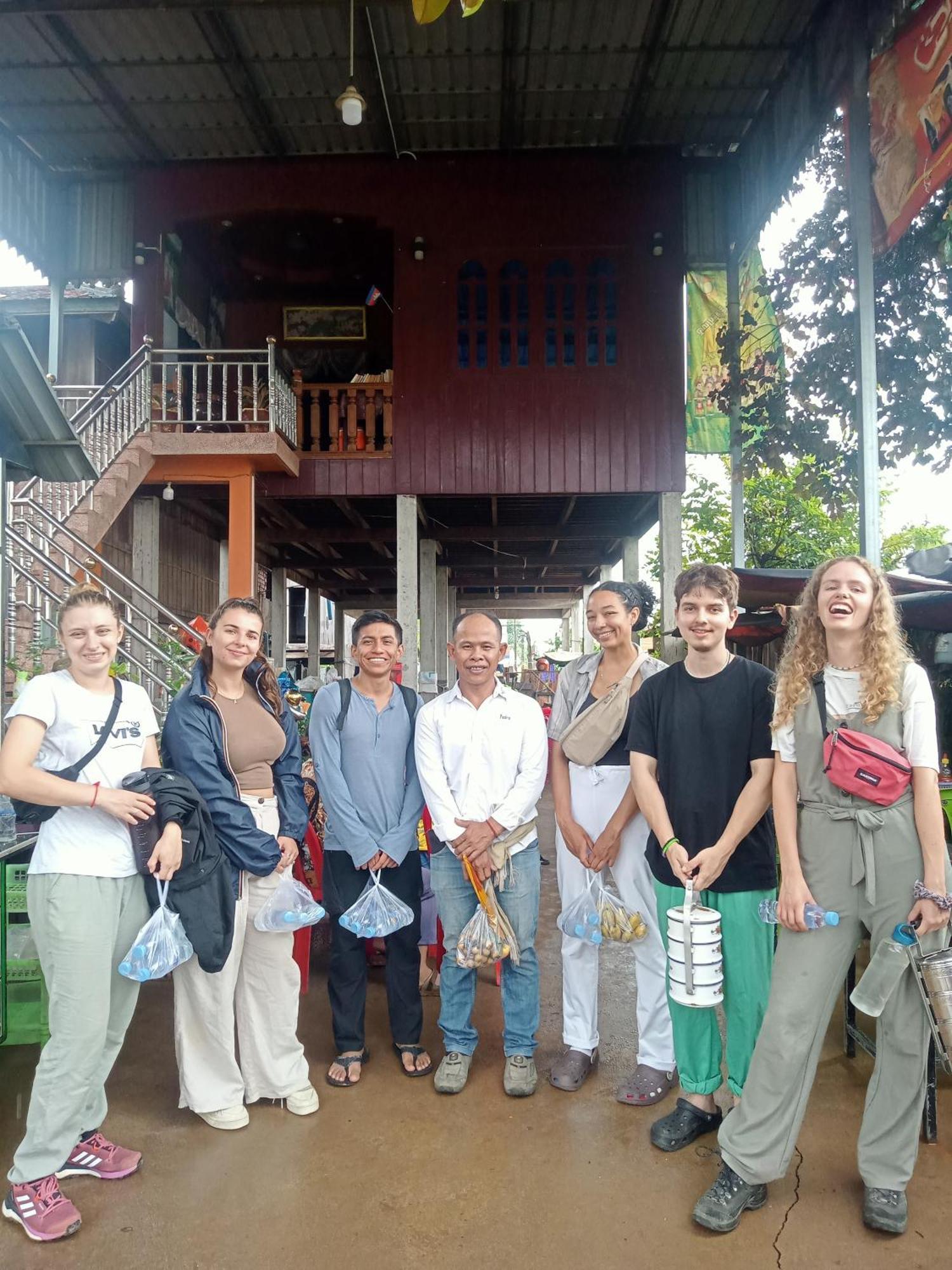 Tonle Mekong Homestay Krong Kracheh エクステリア 写真